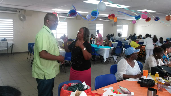 mauricelakewithseniors10092014