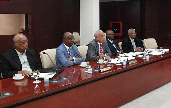 Government of Sint Maarten ** Minister Richardson meets with