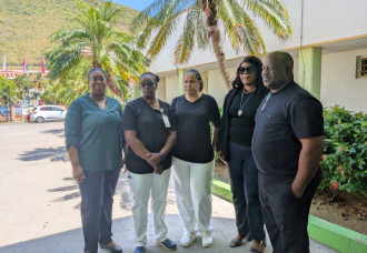 Staff of St. Maarten Medical Center gives management deadline.