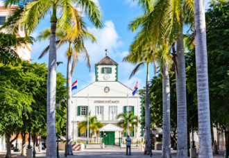 Loic Bryan launches petition calling for English access to St Maarten laws and courts.