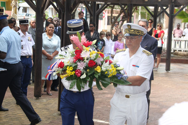 ww2wreathlayingceremony08052012