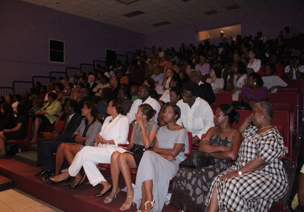 crowd06052010